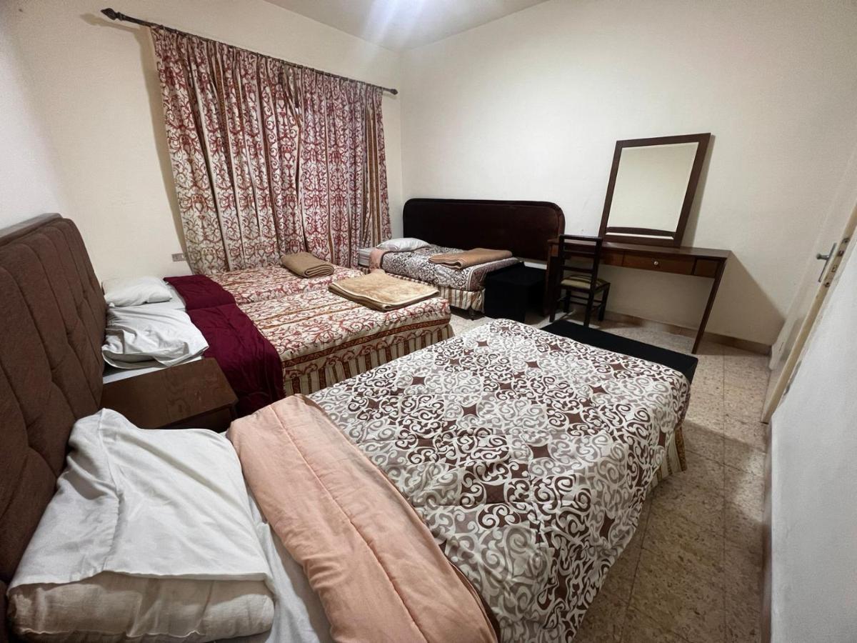 Hostel Student House Madaba Exterior foto